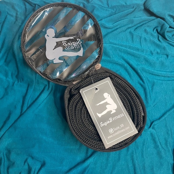 Suzie B Fitness Boyfriend Band Suzie B Fitness - Picture 3 of 3